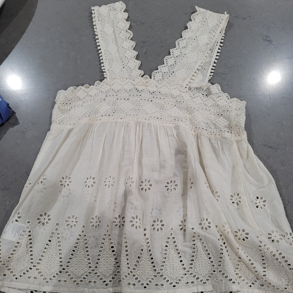 Woman's sleeveless babydoll top - Picture 4 of 5